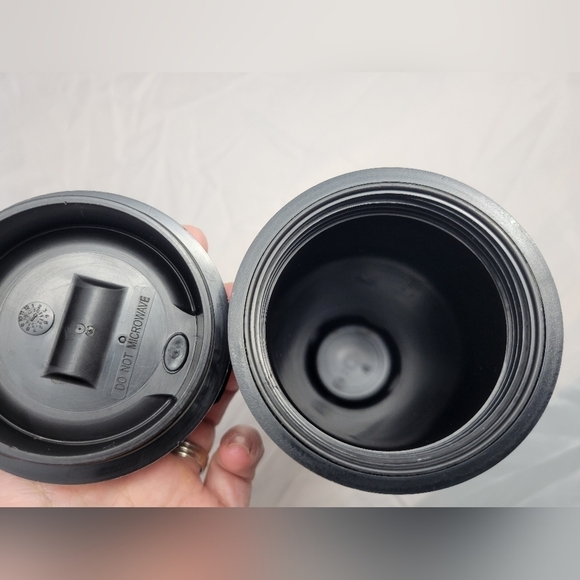 Starbucks Go Travel Cup Tumbler 20 fl oz 2010 Plastic - Picture 4 of 6